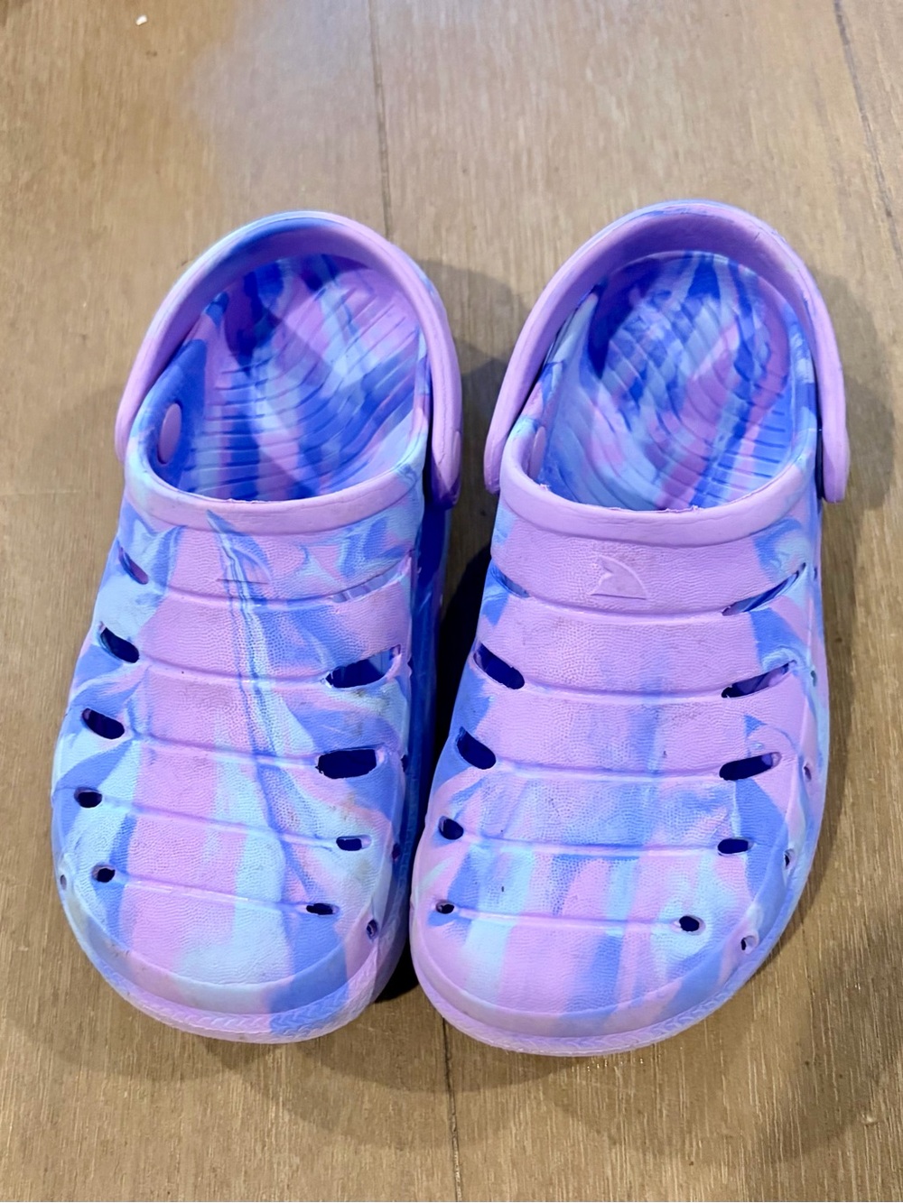 Rugged Shark Kids Slip-On Clog Sandals - Pink & Blue
